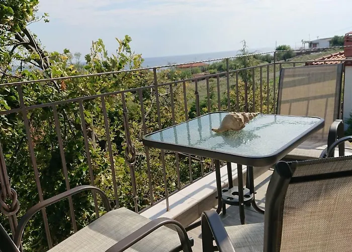 Stone House With Seaview Apartman *