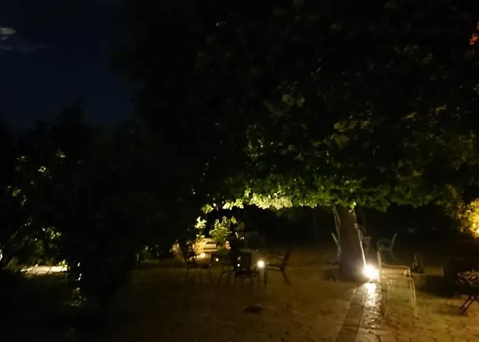 Stone House With Seaview Apartamento