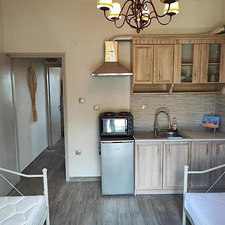 Stone House With Seaview Apartment *