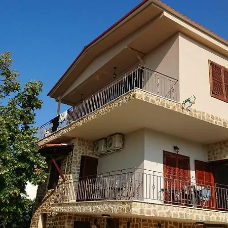 Apartment Stone House With Seaview Nea Poteidaia