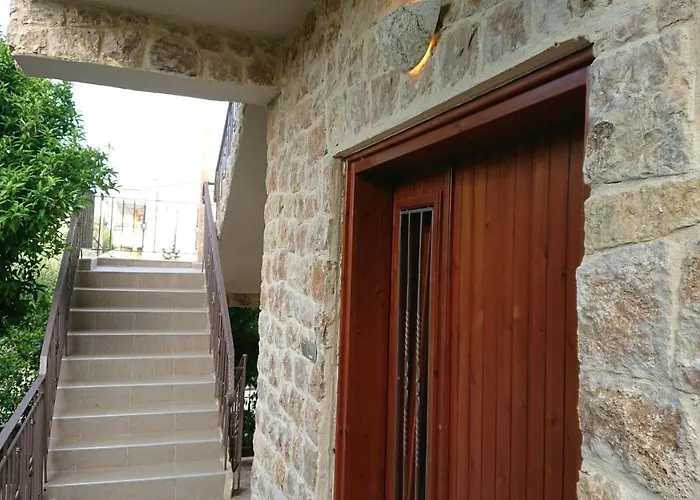 Stone House With Seaview Nea Poteidaia